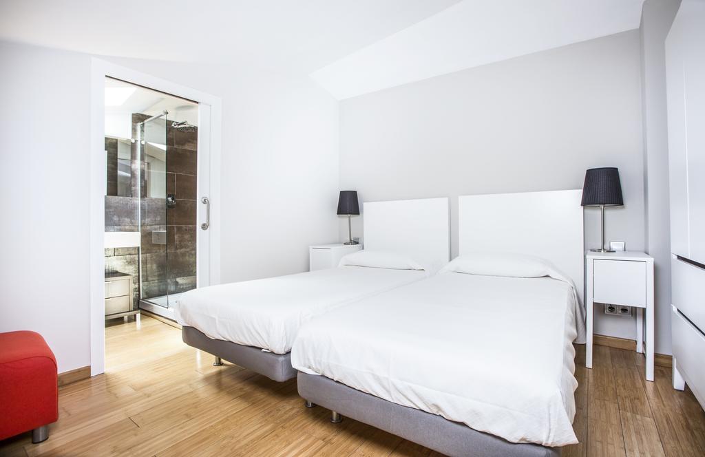 Girona Housing Ginesta 9 Lägenhet Exteriör bild